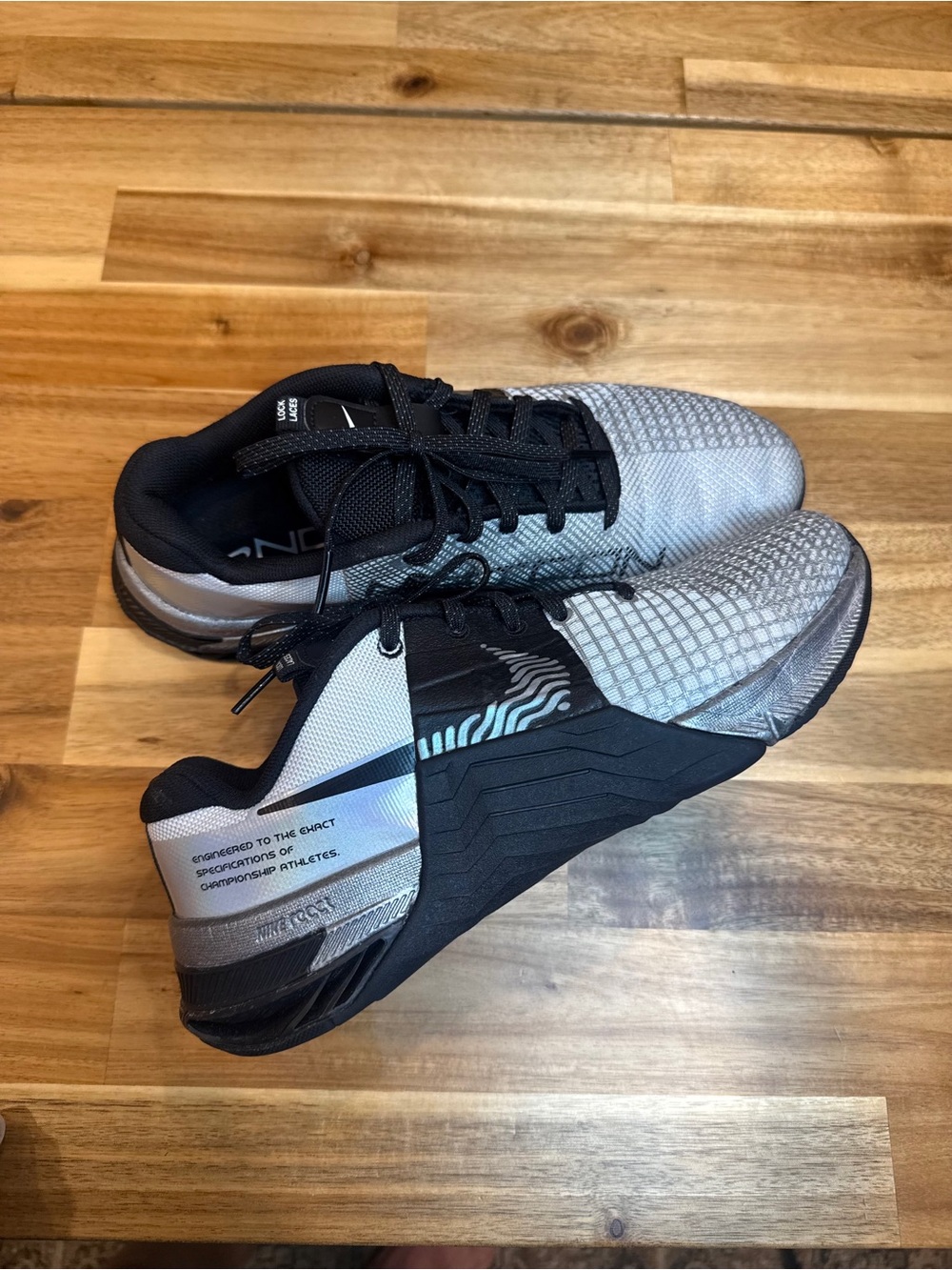 Nike Metcon 8 womenโs training shoe
